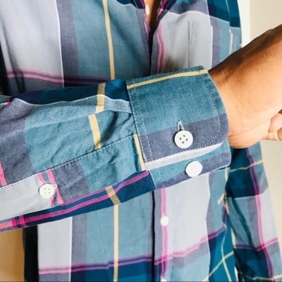 GOODFELLOW & Co. The Northrop Shirt Men’s ButtonUp - Picture 7 of 8